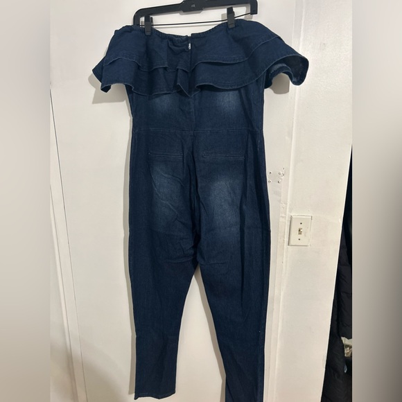 Off shoulder denim jumpsuit XL - Picture 3 of 3